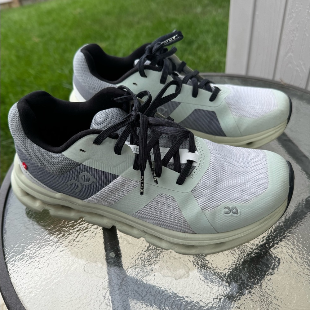 Women’s 7.5 CloudRunner OnCloud